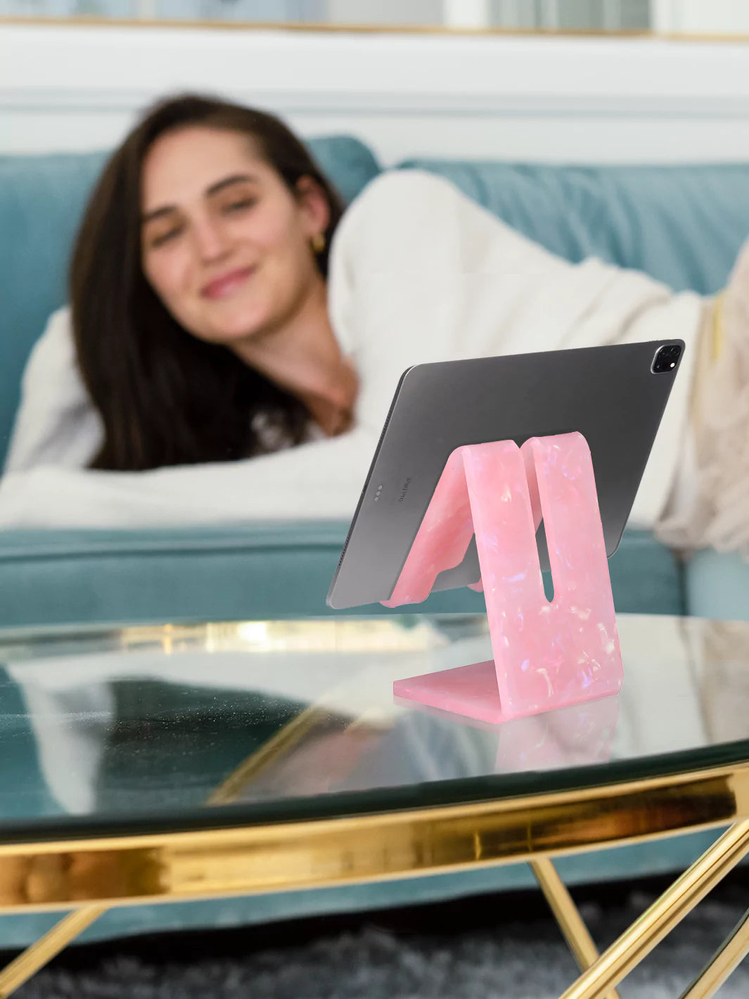 Rose Quartz phone stand with iPad while watching on sofa